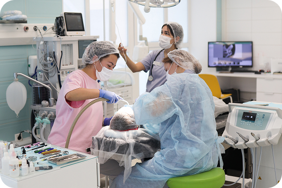 Рабочий процесс в клинике Астоми
